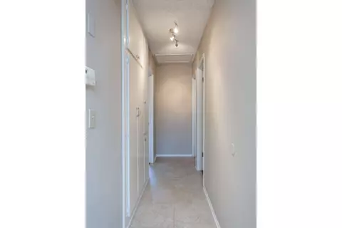 44200 Fenhold St, Lancaster, CA 93535 photo 9