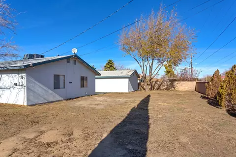 44200 Fenhold St, Lancaster, CA 93535 photo 18
