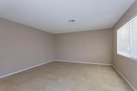 44200 Fenhold St, Lancaster, CA 93535 photo 7