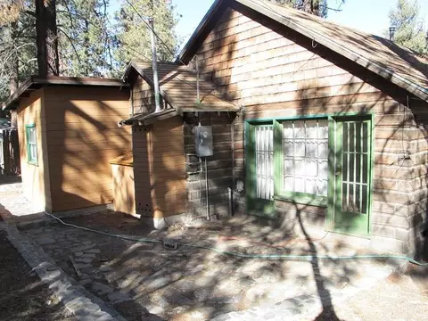 1349 Irene St, Wrightwood, CA 92397 photo 4