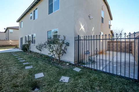 43432 Honeybee Ln, Lancaster, CA 93536 photo 38