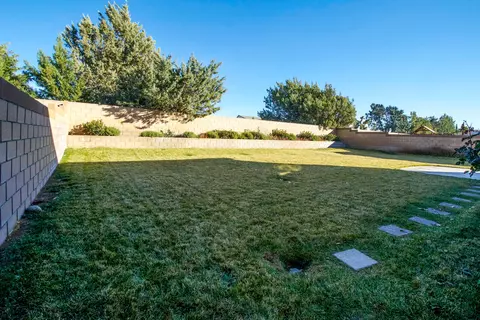 43432 Honeybee Ln, Lancaster, CA 93536 photo 37