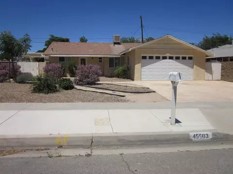 45503 7th St E, Lancaster, CA 93535 photo 1