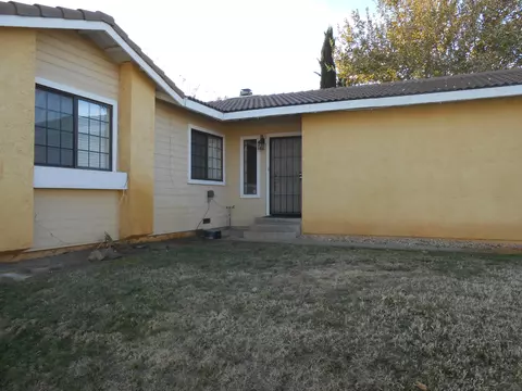 2318 Mark Ave, Palmdale, CA 93550 photo 4