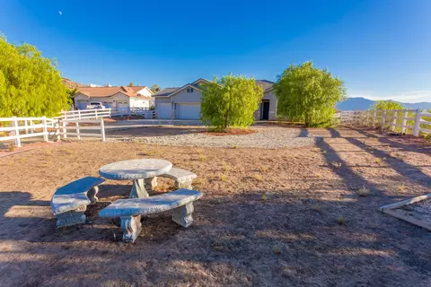 2308 Malia Ct, Acton, CA 93510 photo 14