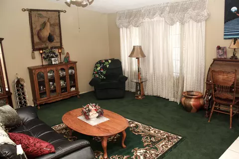4530 Dowel Ave, Palmdale, CA 93552 photo 2