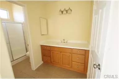 1633 Kettering St E, Lancaster, CA 93535 photo 4