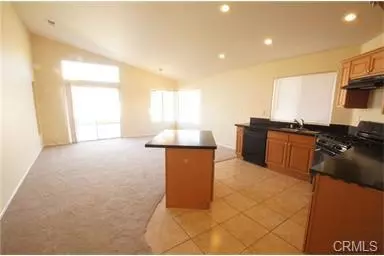 1633 Kettering St E, Lancaster, CA 93535 photo 5