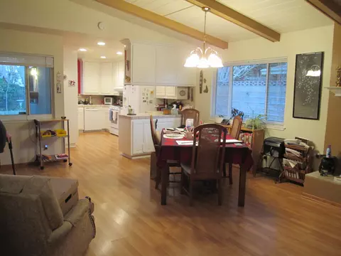 44110 Halcom Ave, Lancaster, CA 93536 photo 12