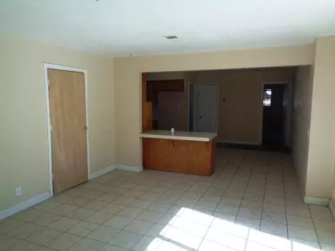 44438 8th St E, Lancaster, CA 93535 photo 6