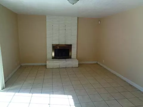 44438 8th St E, Lancaster, CA 93535 photo 7
