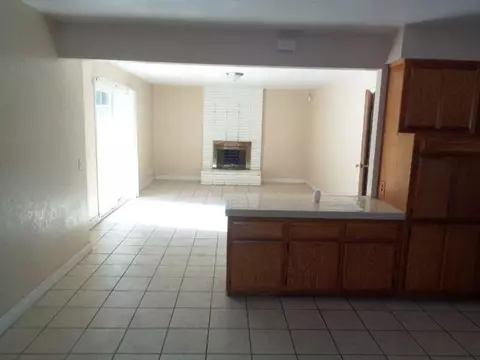 44438 8th St E, Lancaster, CA 93535 photo 5