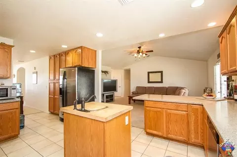32211 122nd St, Pearblossom, CA 93553 photo 7