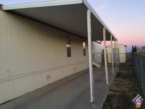 45465 25th St E # 265, Lancaster, CA 93535 photo 3