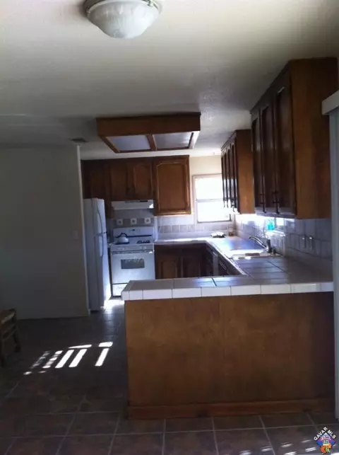 21501 Westwood Blvd, Tehachapi, CA 93561 photo 3