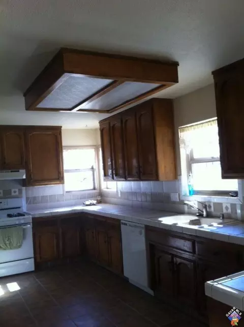 21501 Westwood Blvd, Tehachapi, CA 93561 photo 4
