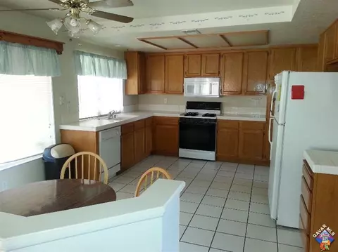 38225 32nd St, Palmdale, CA 93550 photo 7