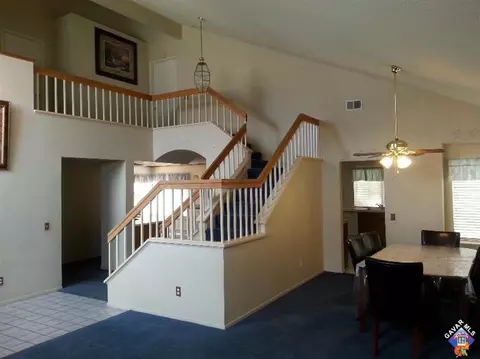 38225 32nd St, Palmdale, CA 93550 photo 3