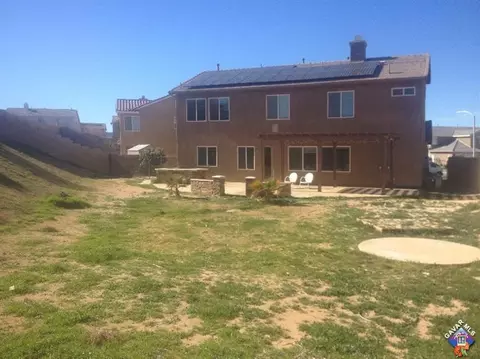 42626 Biscay St, Lancaster, CA 93536 photo 32