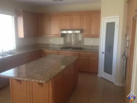 42626 Biscay St, Lancaster, CA 93536 photo 3
