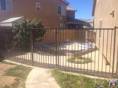 42626 Biscay St, Lancaster, CA 93536 photo 33