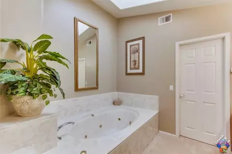 22255 Circle J Ranch Rd, Santa Clarita, CA 91350 photo 60