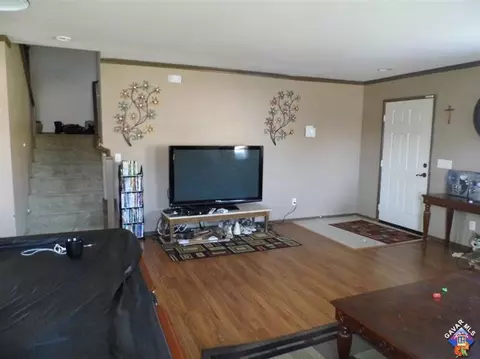 43636 Dana Dr, Lancaster, CA 93535 photo 8