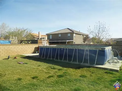 43636 Dana Dr, Lancaster, CA 93535 photo 9
