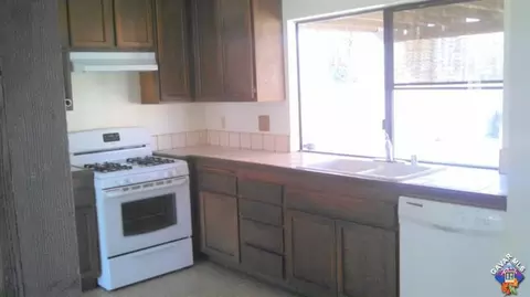 44631 13th St, Lancaster, CA 93535 photo 5