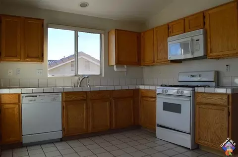 36934 Firethorn St, Palmdale, CA 93550 photo 31