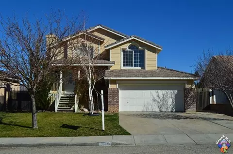 36934 Firethorn St, Palmdale, CA 93550 photo 1