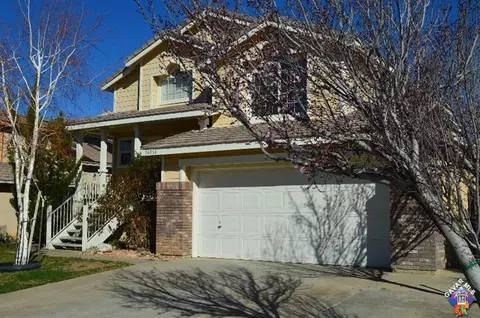 36934 Firethorn St, Palmdale, CA 93550 photo 4