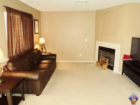 45124 Parkview Ln E, Lancaster, CA 93535 photo 6