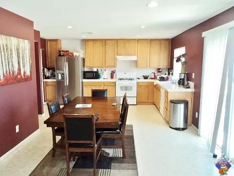 45124 Parkview Ln E, Lancaster, CA 93535 photo 9
