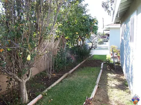 19226 Scobey Out Ave, Carson, CA 90746 photo 4