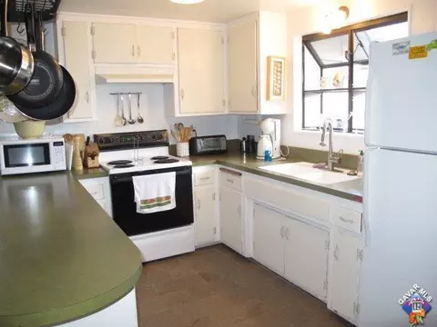 5321 Chaumont Dr, Wrightwood, CA 92397 photo 5