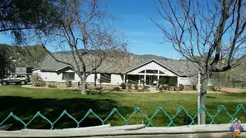 2465 Trails End Rd, Acton, CA 93510 photo 1