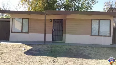 220 Kettering St W, Lancaster, CA 93534 photo 1