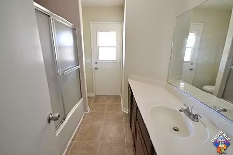 37344 Halfmoon Dr, Palmdale, CA 93550 photo 14
