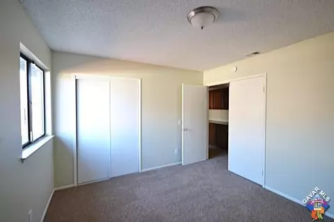 37344 Halfmoon Dr, Palmdale, CA 93550 photo 13