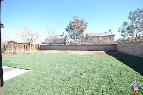 37344 Halfmoon Dr, Palmdale, CA 93550 photo 16