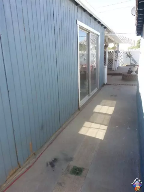 709 Oldfield St E, Lancaster, CA 93535 photo 11