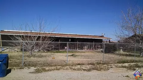 3337 East Ave #H-6, Lancaster, CA 93535 photo 2