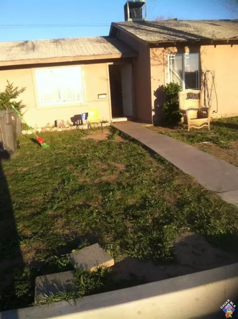 38714 30th St E, Palmdale, CA 93550 photo 1