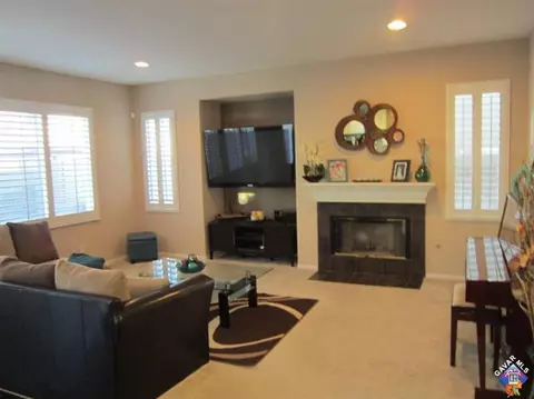 6057 Ryans Pl, Lancaster, CA 93536 photo 7