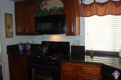 43940 Fallon Dr, Lancaster, CA 93535 photo 12