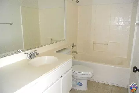 5839 Opal Ave, Palmdale, CA 93552 photo 21