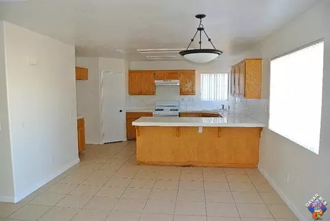 5839 Opal Ave, Palmdale, CA 93552 photo 11