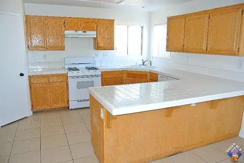 5839 Opal Ave, Palmdale, CA 93552 photo 14