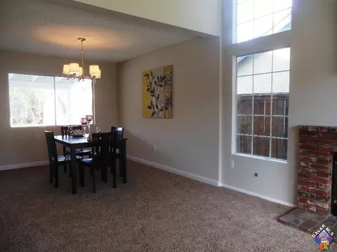 37471 Stonegate Ln, Palmdale, CA 93552 photo 6